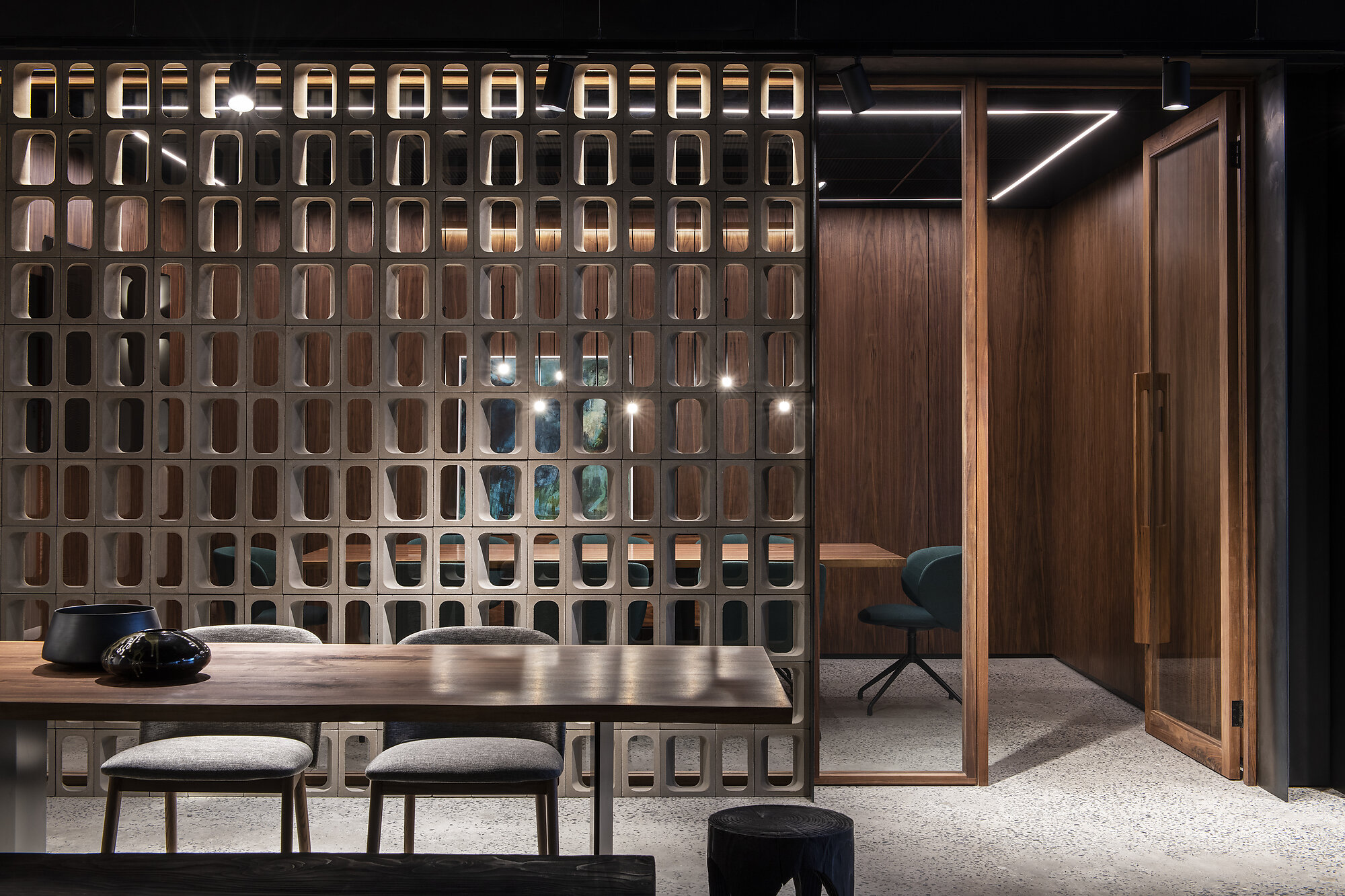 Interior photograph of Fanuli Contract by Nicole England